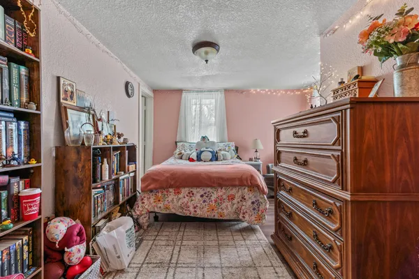 $219,900 | 34 Oak Street, Hillsdale, MI 49242