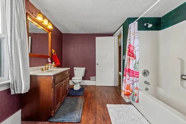 $219,900 | 34 Oak Street, Hillsdale, MI 49242