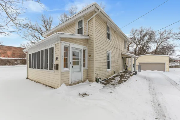 $219,900 | 34 Oak Street, Hillsdale, MI 49242