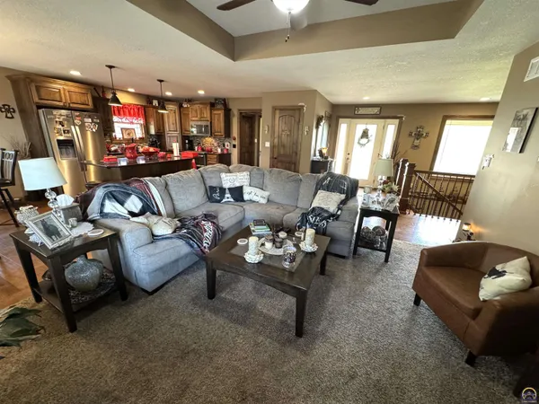 $535,000 | 6021 Northwest Button Road, Topeka, KS 66618