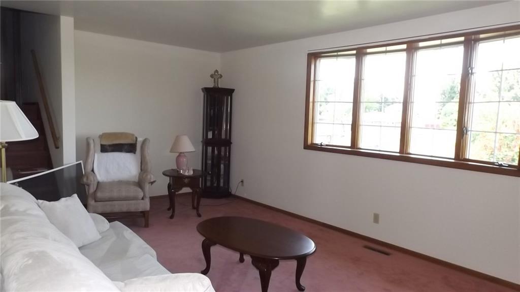 140 Messmore Road McClellandtown, PA 15458 - Photo 13 of 24
