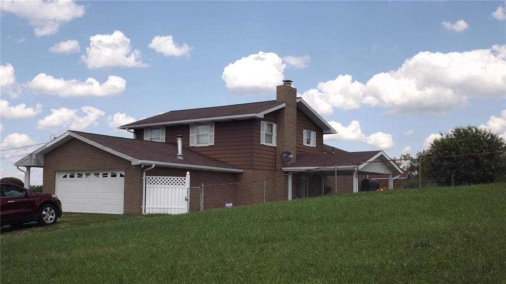 140 Messmore Road McClellandtown, PA 15458 - Photo 3 of 24