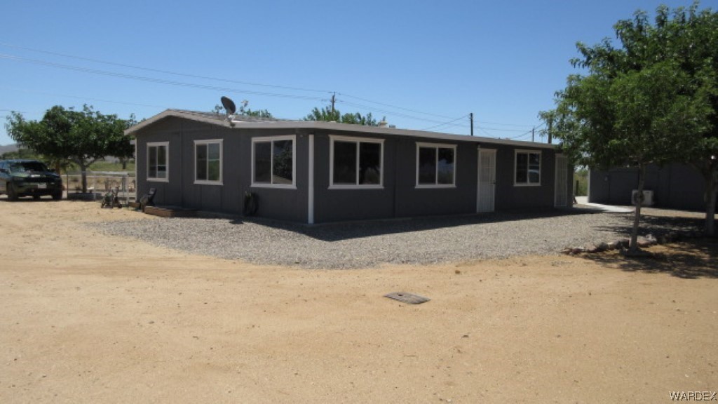 3469 Adobe Road Golden Valley, AZ 86413 - Photo 4 of 40