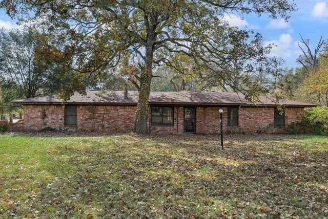 a view of outdoor space with trees