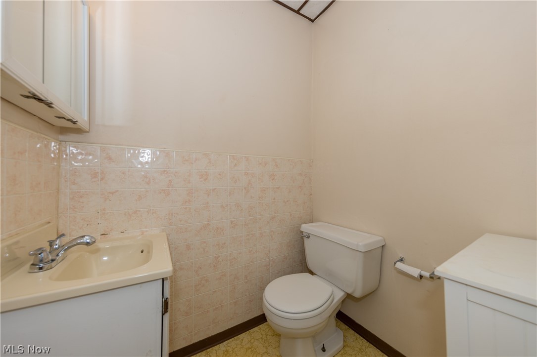 2155-2159 Murray Hill Road Cleveland, OH 44106 - Photo 24 of 33 Gallery Image 24