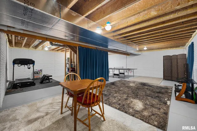 $405,000 | 1413 Aspen Drive, Washington, IL 61571