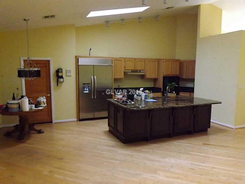 100 East Rochell Drive Henderson, NV 89015 - Photo 4 of 17 Property Photo. Kitchen