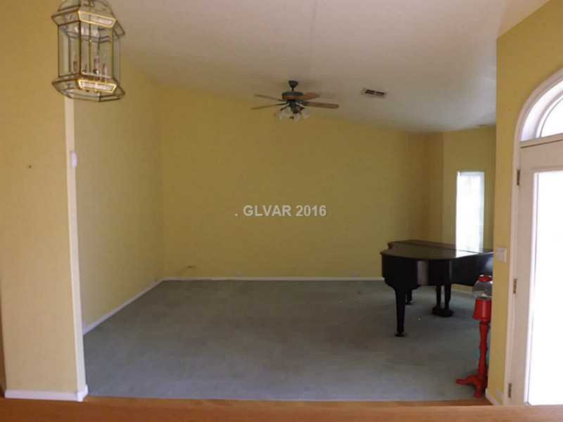 100 East Rochell Drive Henderson, NV 89015 - Photo 7 of 17 Property Photo. LIving Room