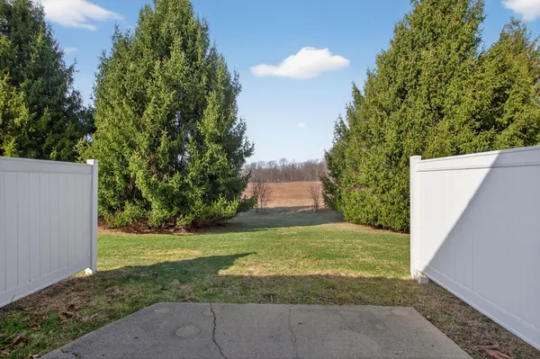 $159,900 | 4532 Westbrook Drive, Jackson, MI 49201
