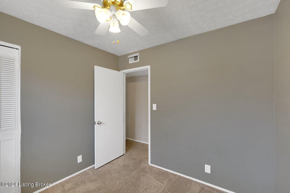 308 Mac Brae Road Louisville, KY 40214 - Photo 18 of 28 308 Mac Brae Rd-118