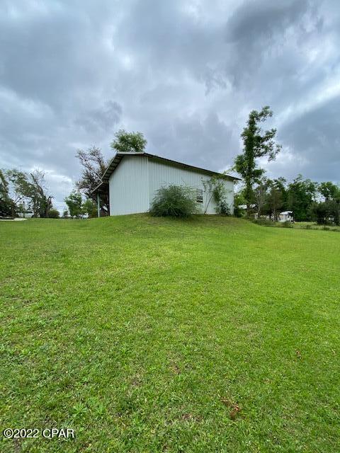 451 Lakepoint Road Alford, FL 32420 - Photo 2 of 11 Gallery Image 2