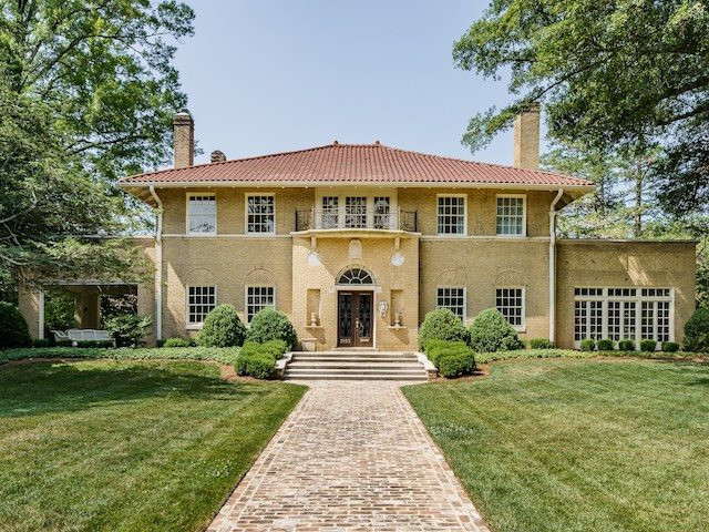2025 Fairview Road Raleigh, NC 27608 - Photo 1 of 30 Photo 1