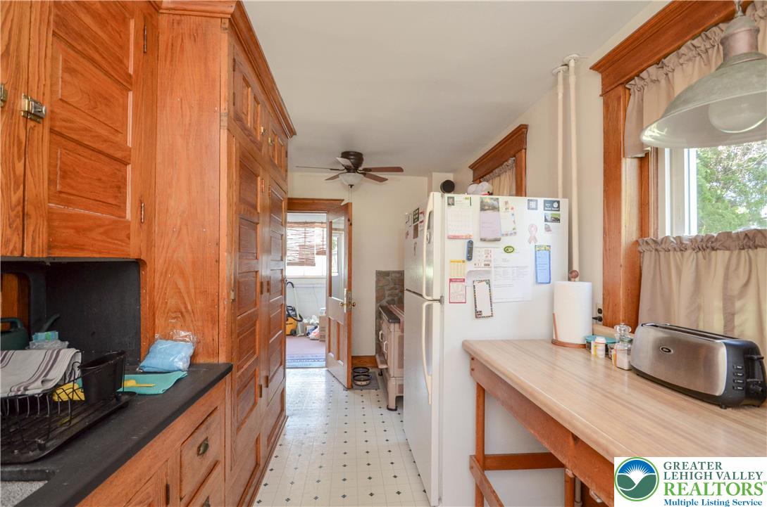 2902 Old Post Road Slatington, PA 18080 - Photo 15 of 47