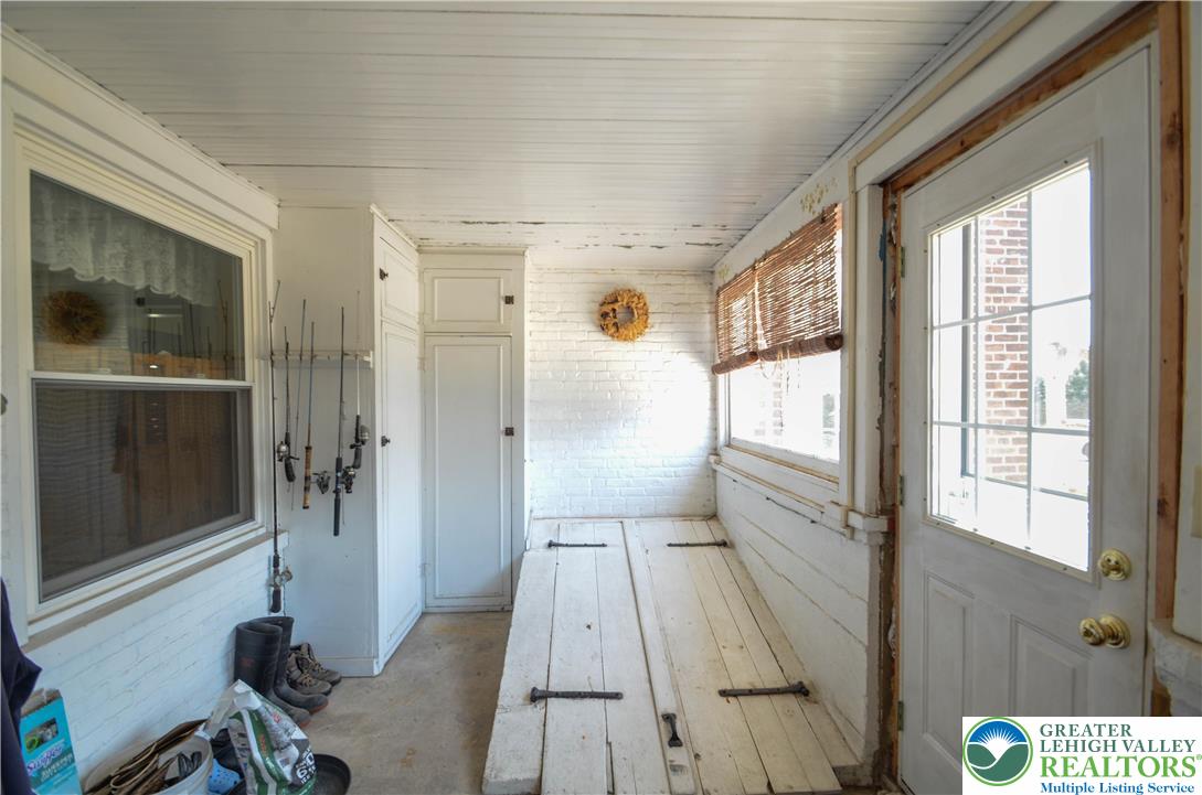 2902 Old Post Road Slatington, PA 18080 - Photo 18 of 47