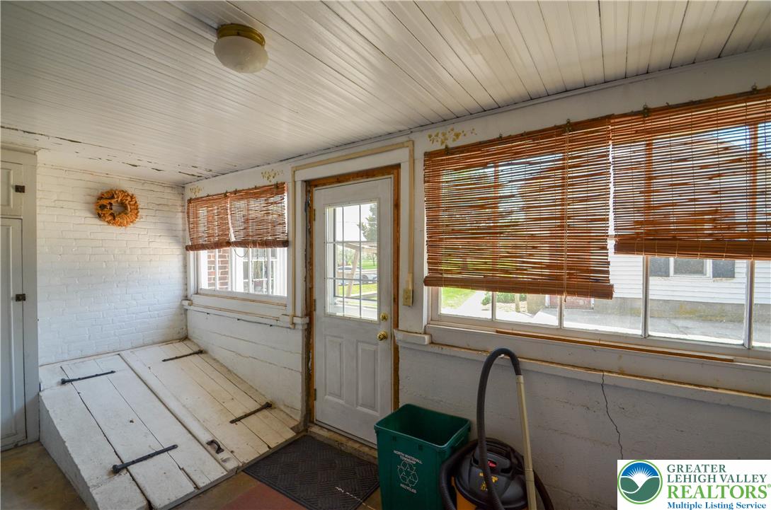 2902 Old Post Road Slatington, PA 18080 - Photo 19 of 47