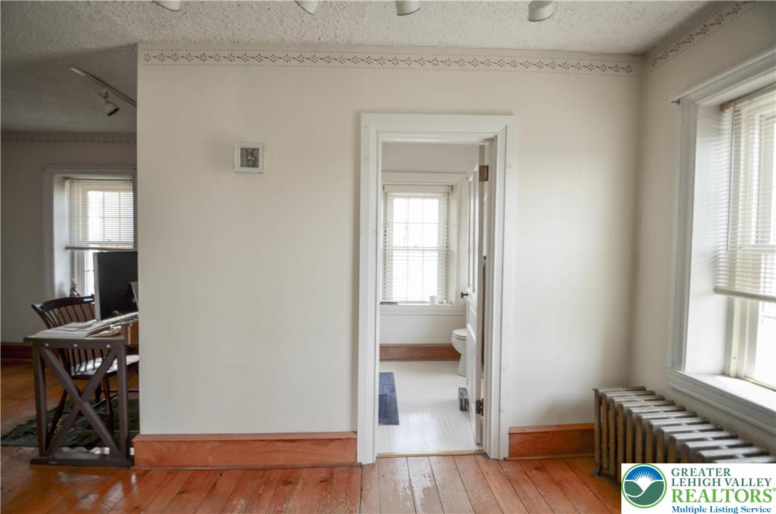 2902 Old Post Road Slatington, PA 18080 - Photo 31 of 47