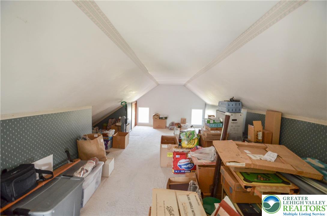 2902 Old Post Road Slatington, PA 18080 - Photo 34 of 47