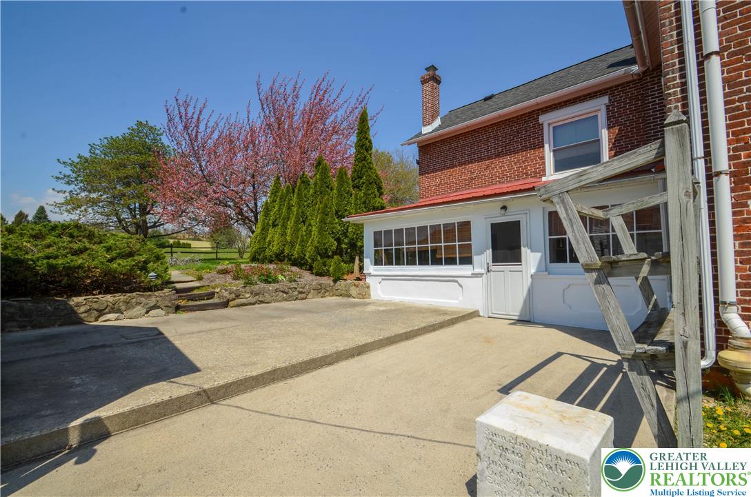 2902 Old Post Road Slatington, PA 18080 - Photo 36 of 47