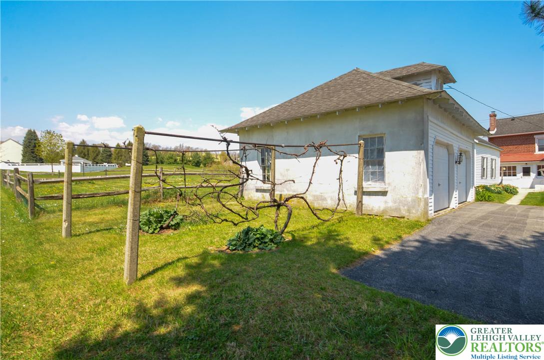 2902 Old Post Road Slatington, PA 18080 - Photo 39 of 47