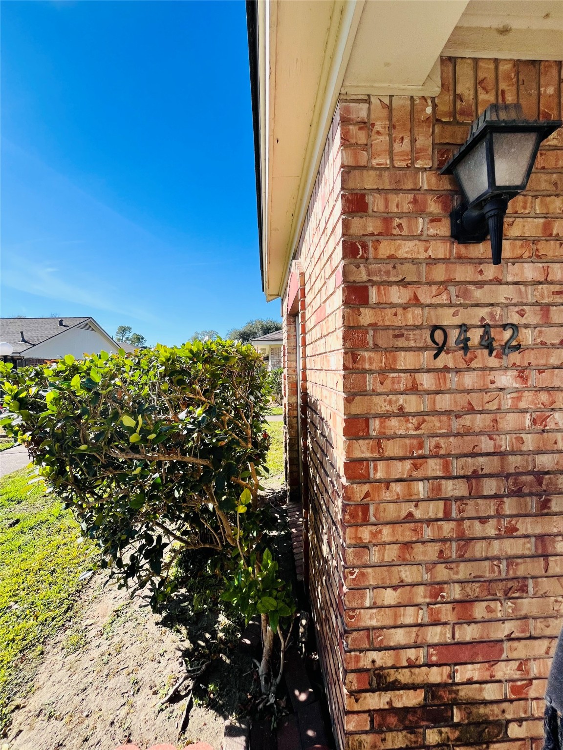 9442 Neuens Road, Unit 9442 Houston, TX 77080 - Photo 2 of 24 a view of a building