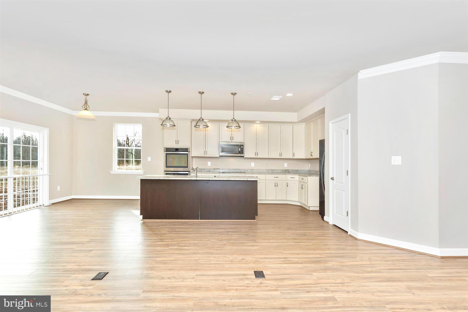 5305 Renn Road Frederick, MD 21703 - Photo 4 of 13