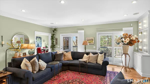 $630,000 | 4 Thistle Hollow, Unit 4, Avon, CT 06001