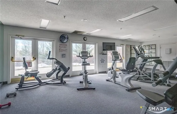 $630,000 | 4 Thistle Hollow, Unit 4, Avon, CT 06001
