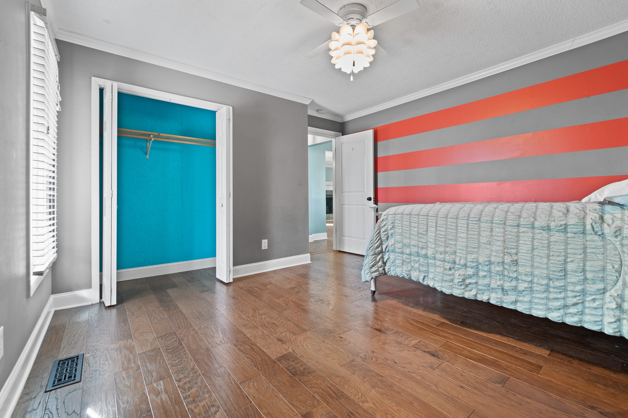 60 Sharp Circle Winchester, TN 37398 - Photo 18 of 51 a view of a room with wooden floor and fan