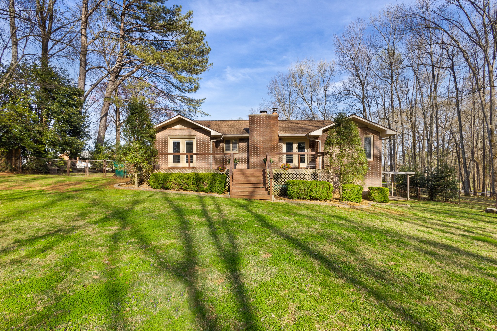 60 Sharp Circle Winchester, TN 37398 - Photo 27 of 51 a front view of a house with a yard