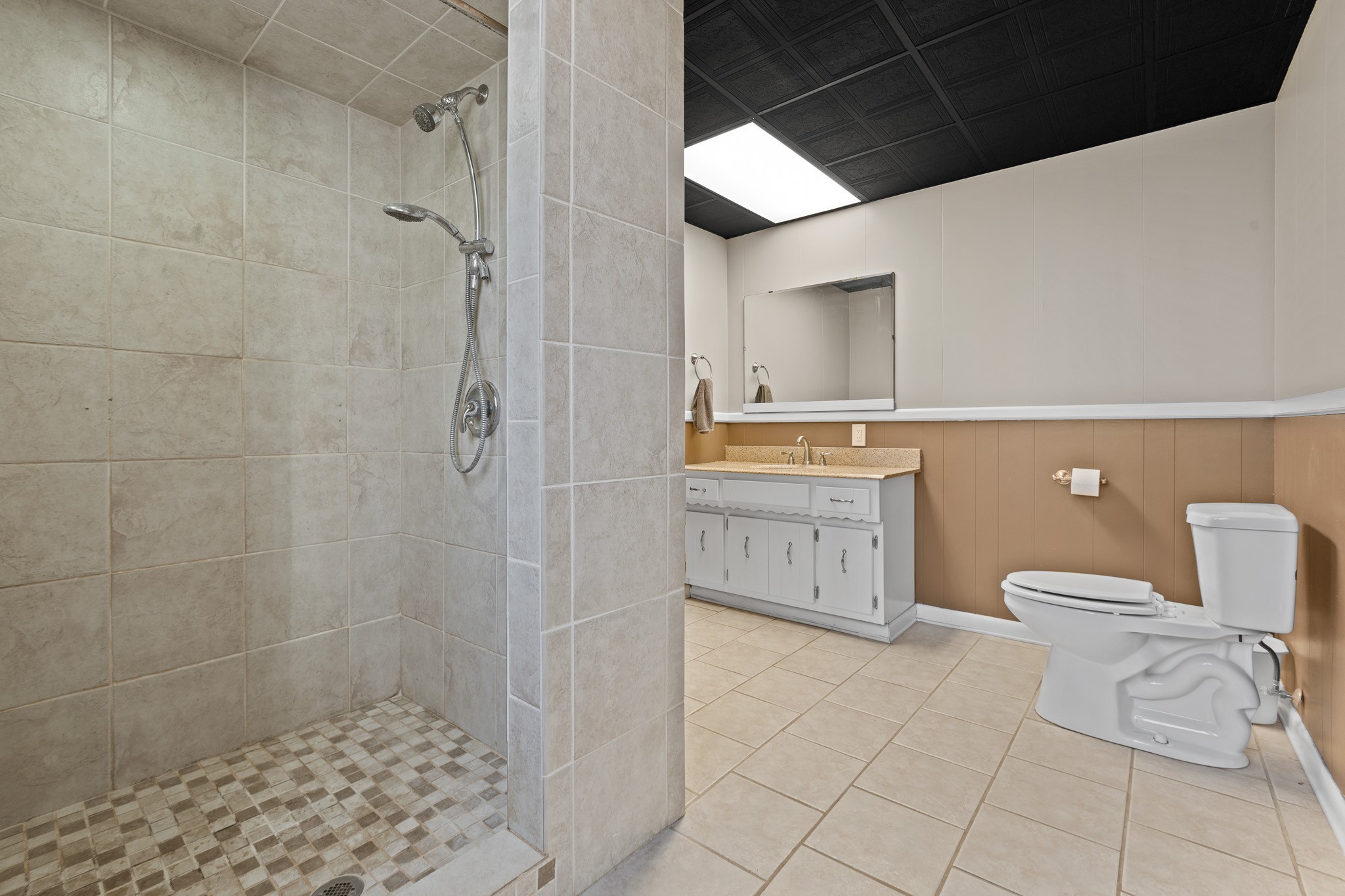 60 Sharp Circle Winchester, TN 37398 - Photo 32 of 51 a bathroom with a toilet sink and shower