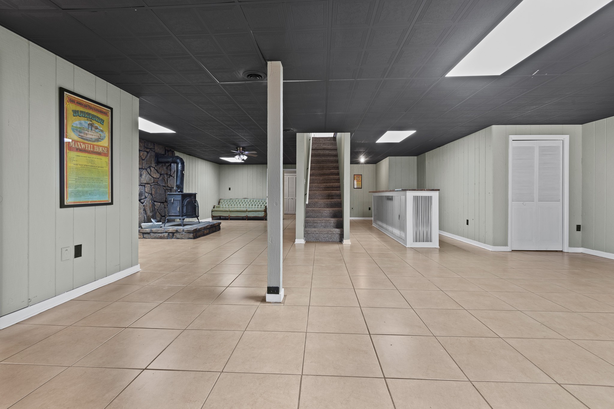 60 Sharp Circle Winchester, TN 37398 - Photo 33 of 51 a view of a storage & utility room