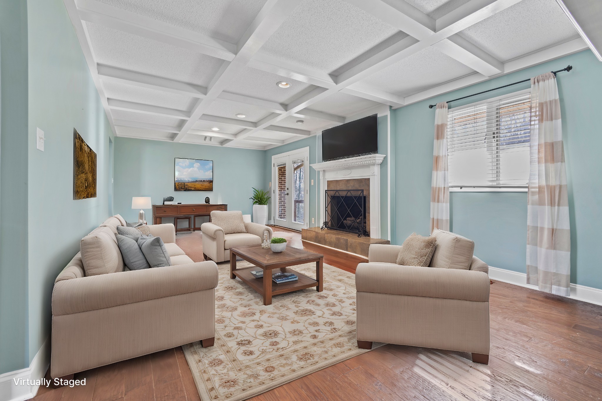 60 Sharp Circle Winchester, TN 37398 - Photo 5 of 51 a living room with furniture and a fireplace