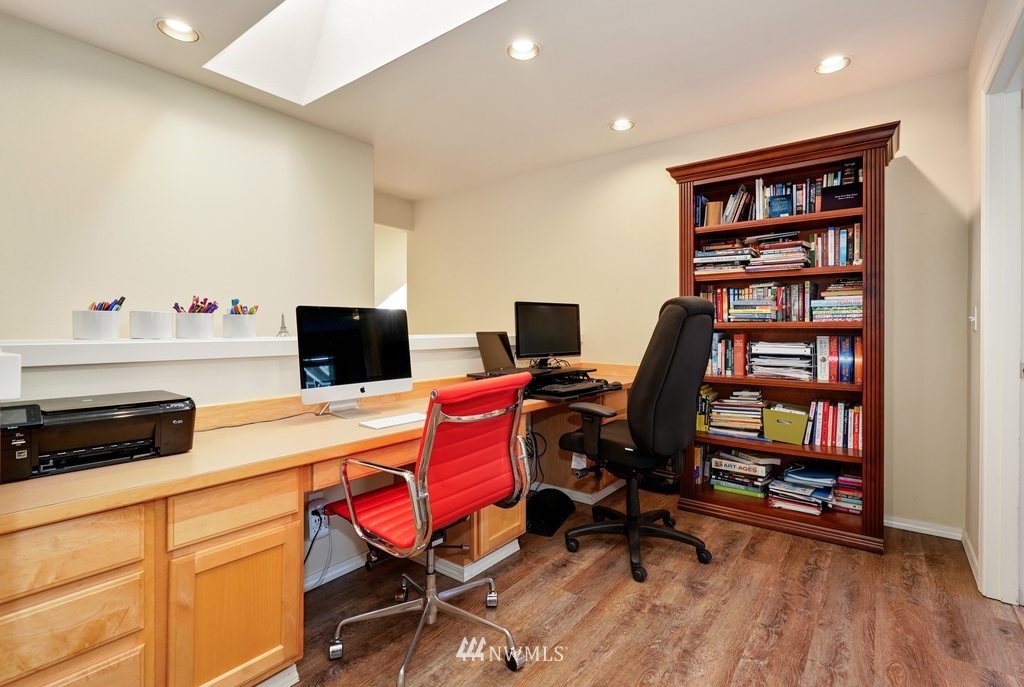 105 202nd Street Southeast Bothell, WA 98012 - Photo 17 of 33