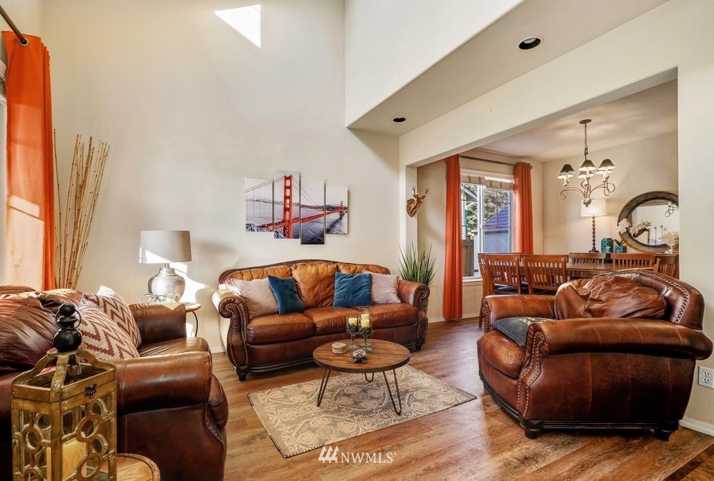 105 202nd Street Southeast Bothell, WA 98012 - Photo 4 of 33