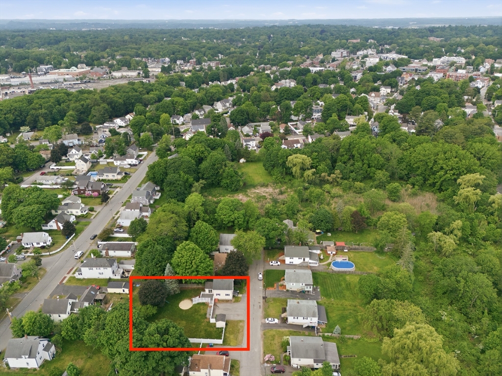 16 Elm Street Reading, MA 01867 - Photo 38 of 42