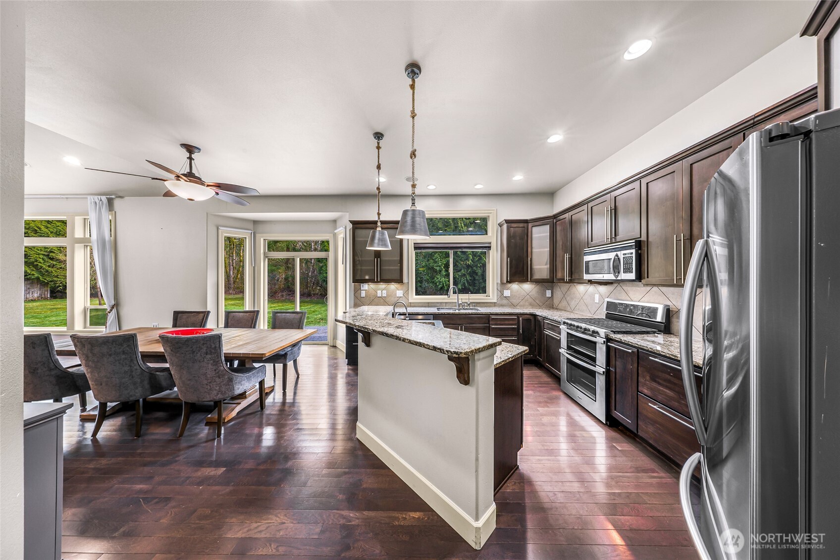 2259 H Street Road Blaine, WA 98230 - Photo 16 of 40