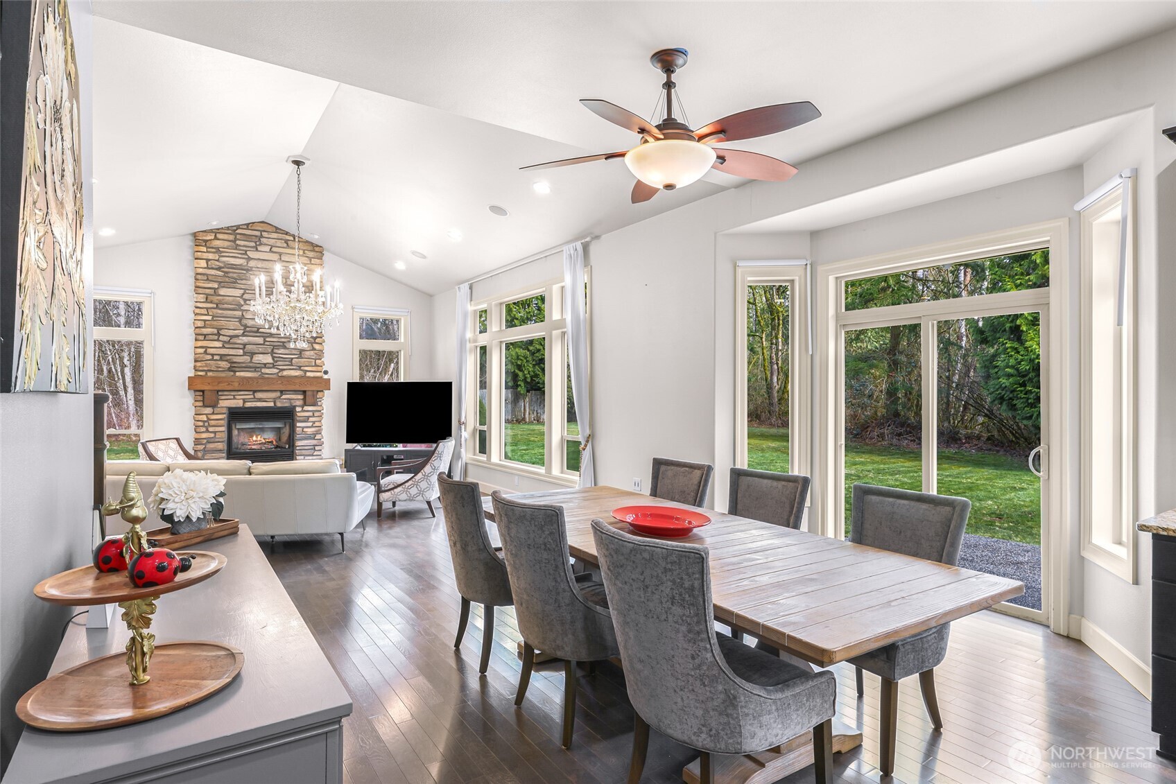 2259 H Street Road Blaine, WA 98230 - Photo 10 of 40