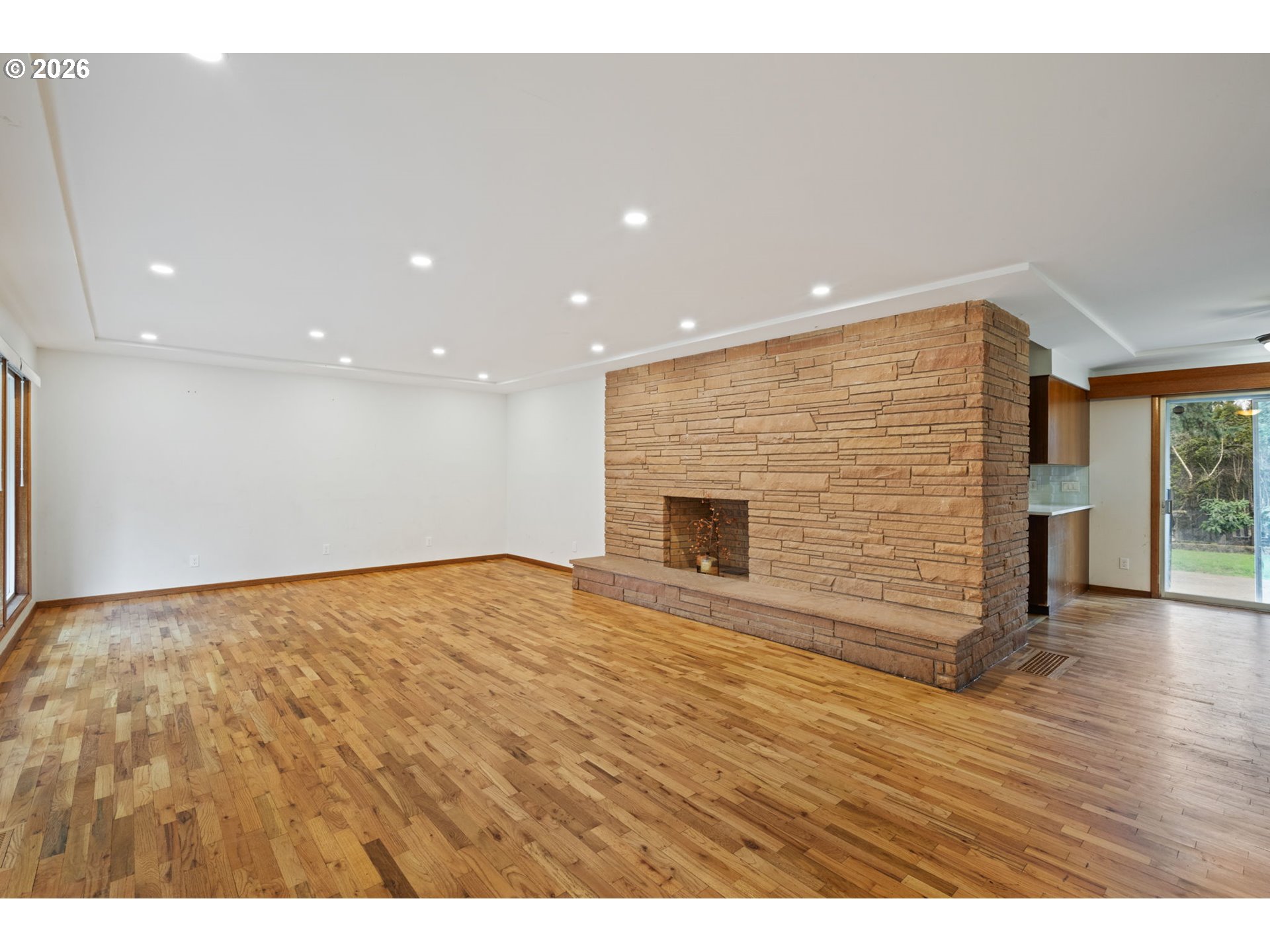 21525 Southeast Oak Street Gresham, OR 97030 - Photo 11 of 48