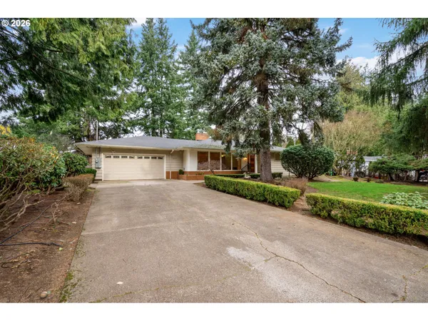 $499,000 | 21525 Southeast Oak Street, Gresham, OR 97030