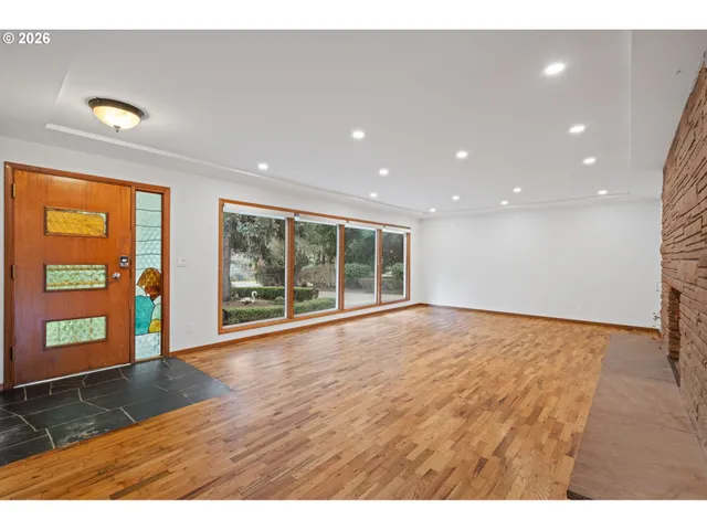 $525,000 | 21525 Southeast Oak Street, Gresham, OR 97030