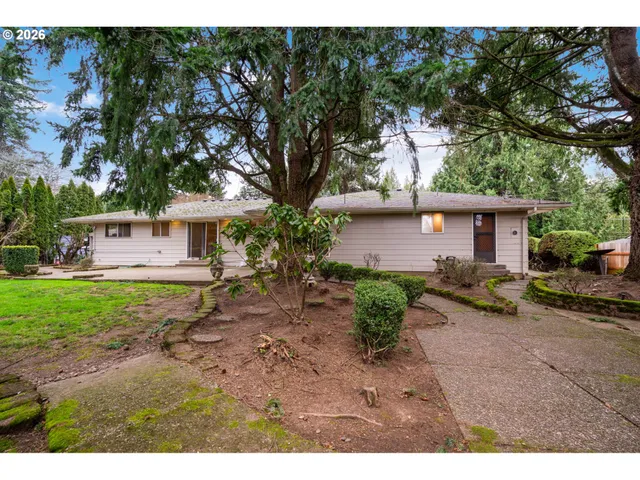 $525,000 | 21525 Southeast Oak Street, Gresham, OR 97030