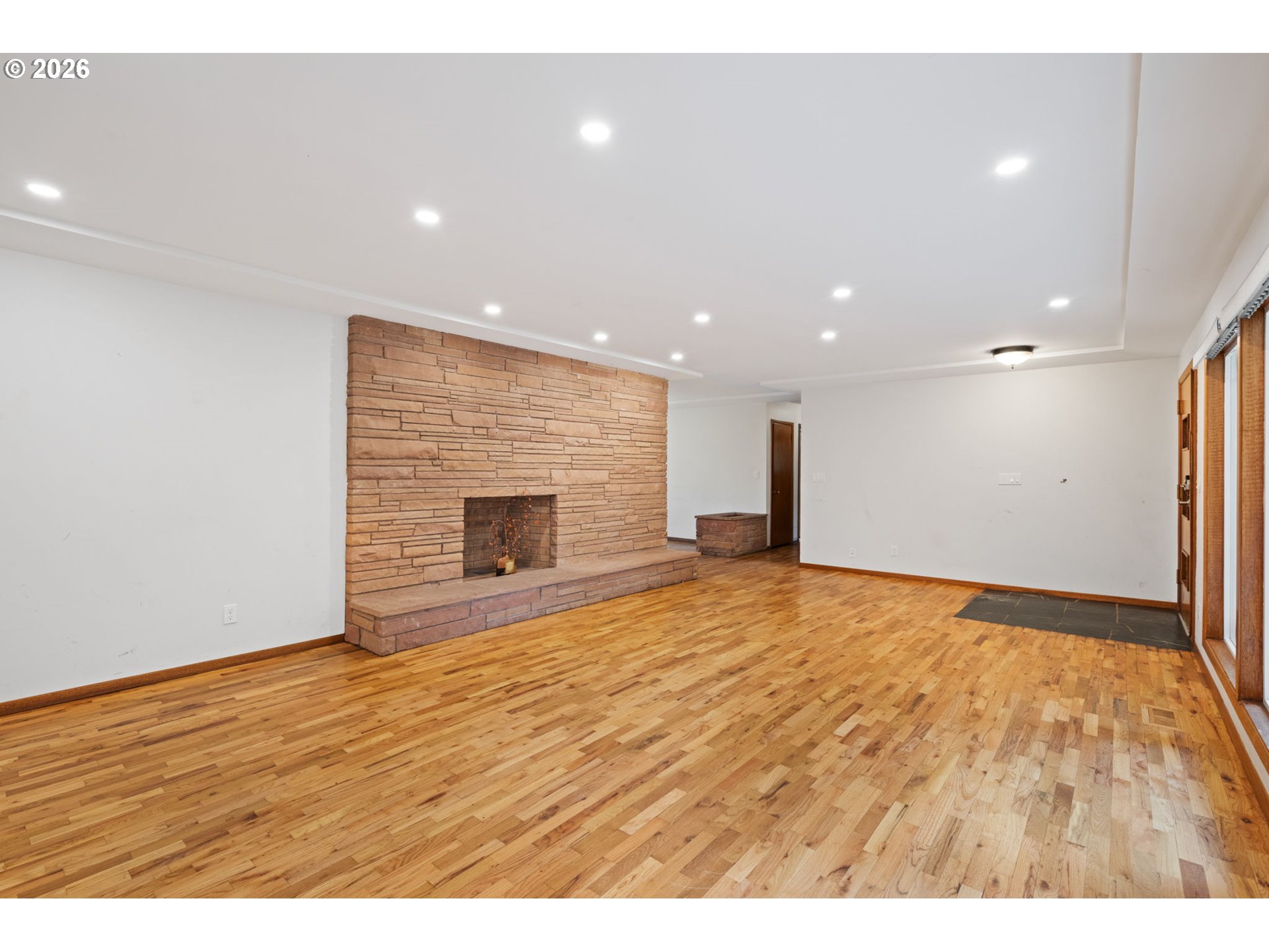 21525 Southeast Oak Street Gresham, OR 97030 - Photo 10 of 48