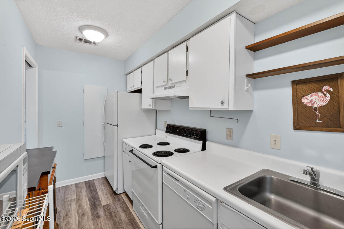 800 Mallery Street, Unit 33 St. Simons Island, GA 31522 - Photo 5 of 24
