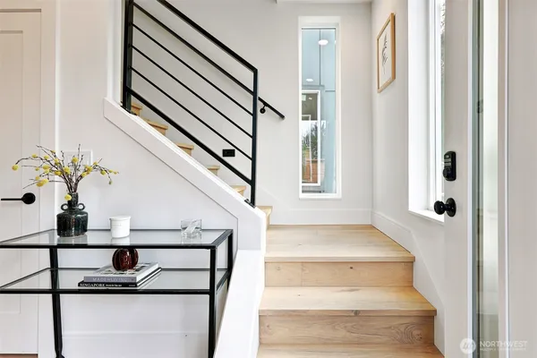 $565,000 | 2006 A 19th Avenue South, Seattle, WA 98144