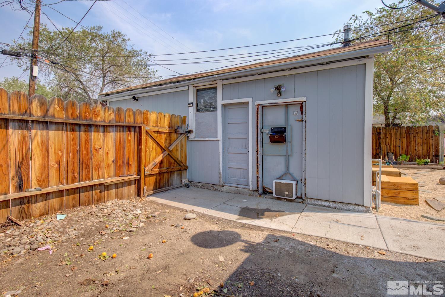 321 Crampton Street, Unit 1/2 Reno, NV 89502 - Photo 34 of 40 a view of a backyard of a house