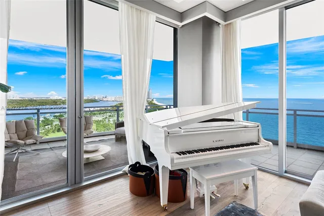 $32,500 | Harbour House, Bal Harbour, FL 33154