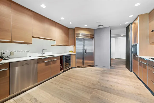 $32,500 | Harbour House, Bal Harbour, FL 33154