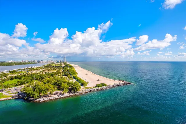 $32,500 | Harbour House, Bal Harbour, FL 33154
