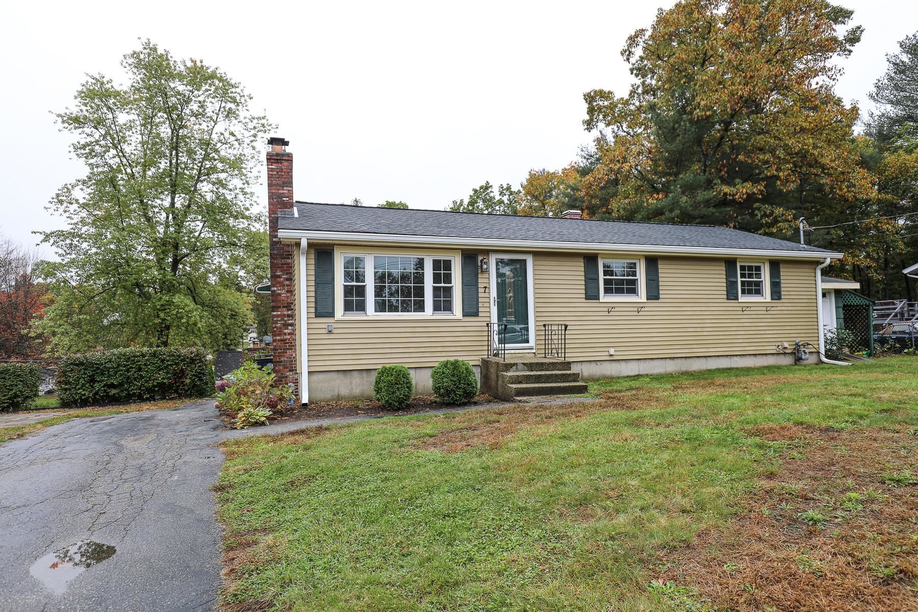 7 Norwich Road Nashua, NH 03062 - Photo 1 of 36