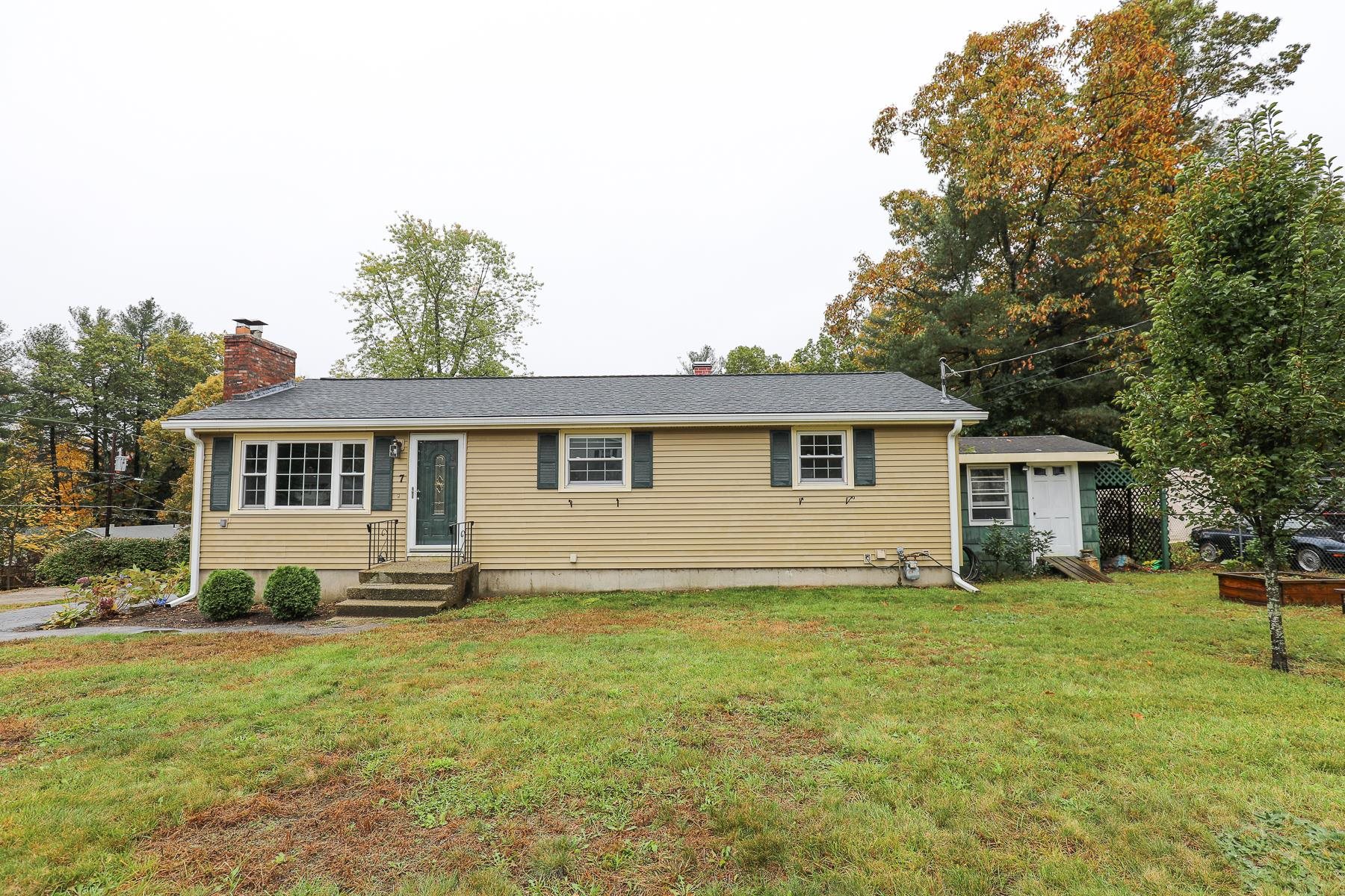 7 Norwich Road Nashua, NH 03062 - Photo 3 of 36